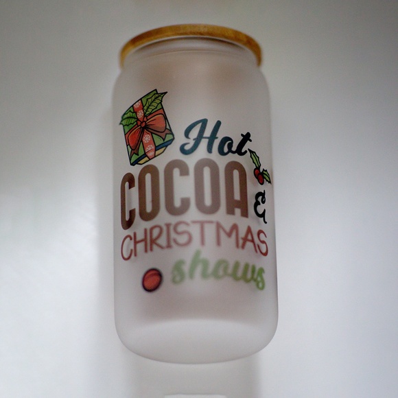 Hot Cocoa & Christmas Shows Glasses cup 16 oz glass cup with Straw & Bamboo Lid. - Picture 6 of 7